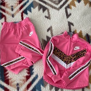 Nike toddler girls track suit